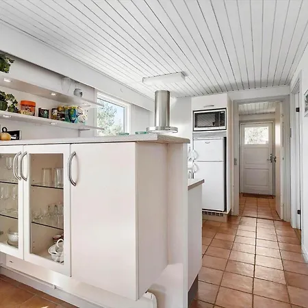1574 Aakirkeby - Strandvangen 8 Ferienhaus Vester Somarken